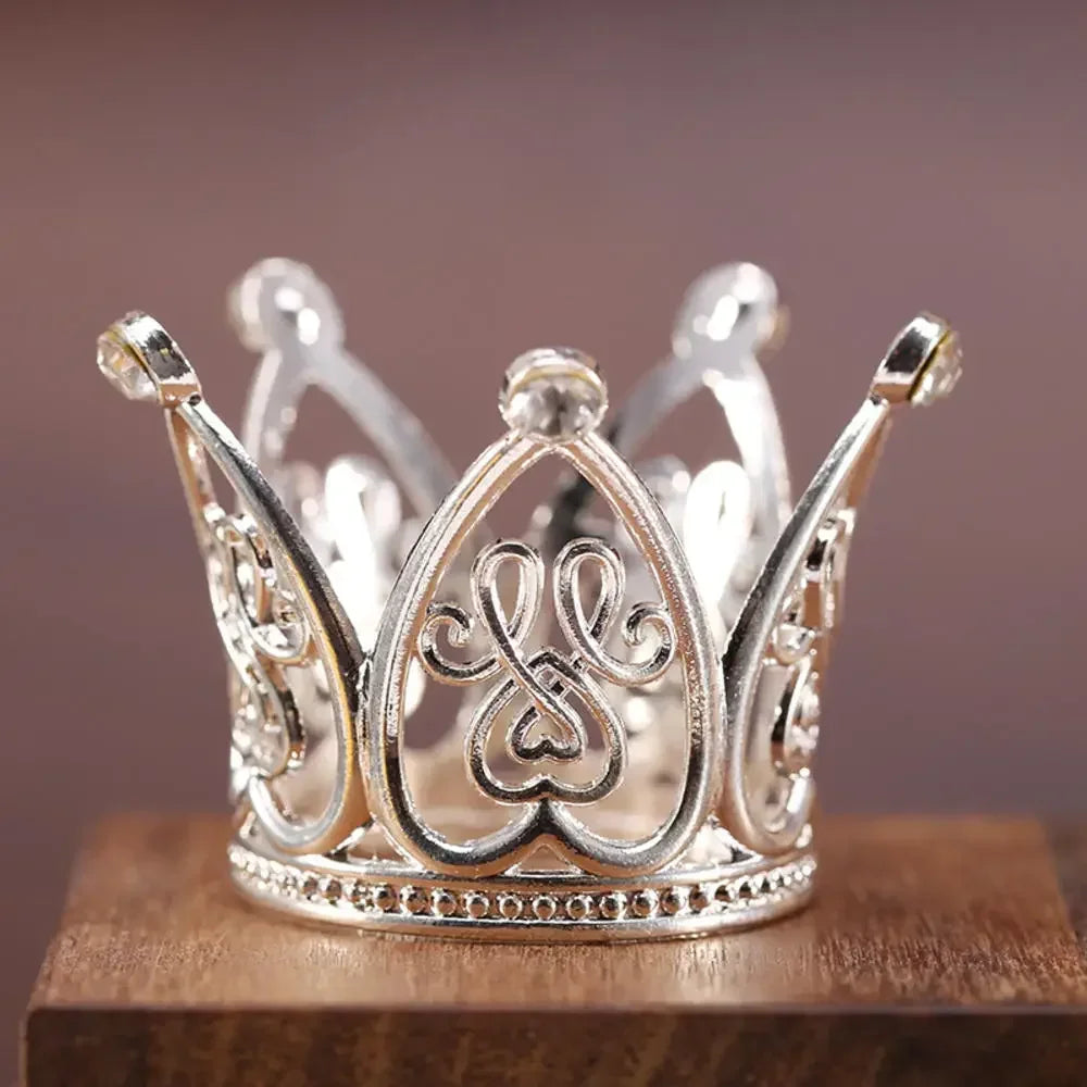 Nouveau Topper de Gâteau en Strass Couronne Chapeau Décoration Accessoires de Cheveux pour Enfants Princesse Fête de Mariage Anniversaire Fournitures