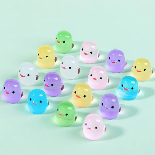 20-100Pcs Dessin animé Lumineux Poussin Miniature Résine Figurines Bricolage Paysage Décoration Créative Maison Décoration Accessoires Cadeaux