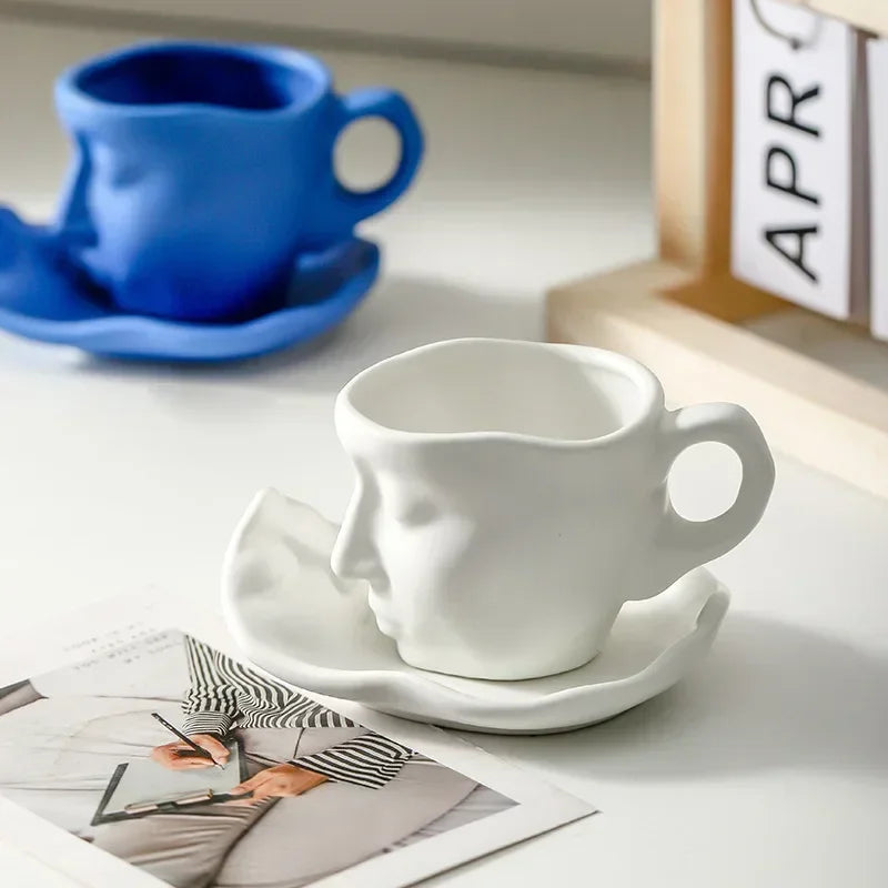 Taza de café/té italiana de cerámica creativa de 100 ml con personalidad y arte facial, regalos de San Valentín o bodas