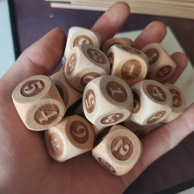 10 unids/set Dados de Madera de 6 Caras Grabado Láser Dados Digitales Accesorios de Juegos DIY 20mm