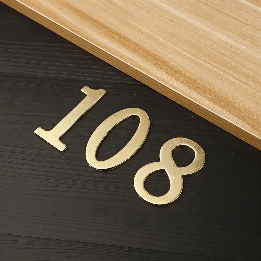 Número de puerta de metal dorado con adhesivo posterior 7*4cm Número de casa Número de apartamento para puerta exterior de hotel, hogar, etiqueta de buzón