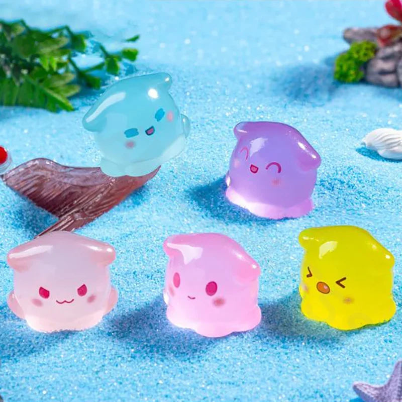 6-20 Piezas Miniaturas Figuritas Bonito Pulpo Luminoso de Dibujos Animados Adornos de Paisaje Decoraciones para el Hogar Accesorios de Decoración de Habitaciones Regalos