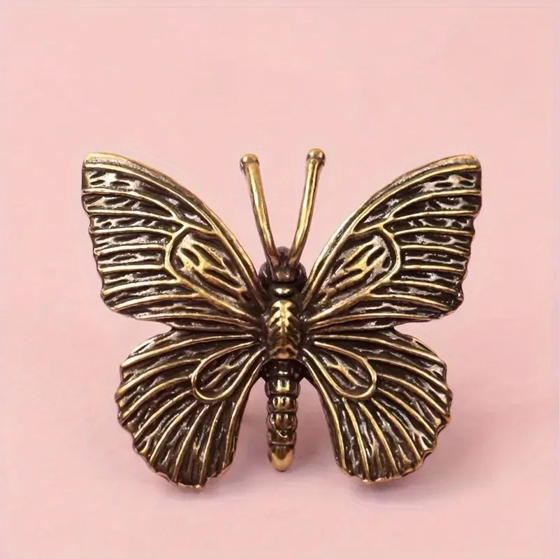 Statue de papillon élégante en laiton massif pour la décoration intérieure - Décoration polyvalente pour la maison, le bureau et les espaces de vie (intérieur/extérieur)