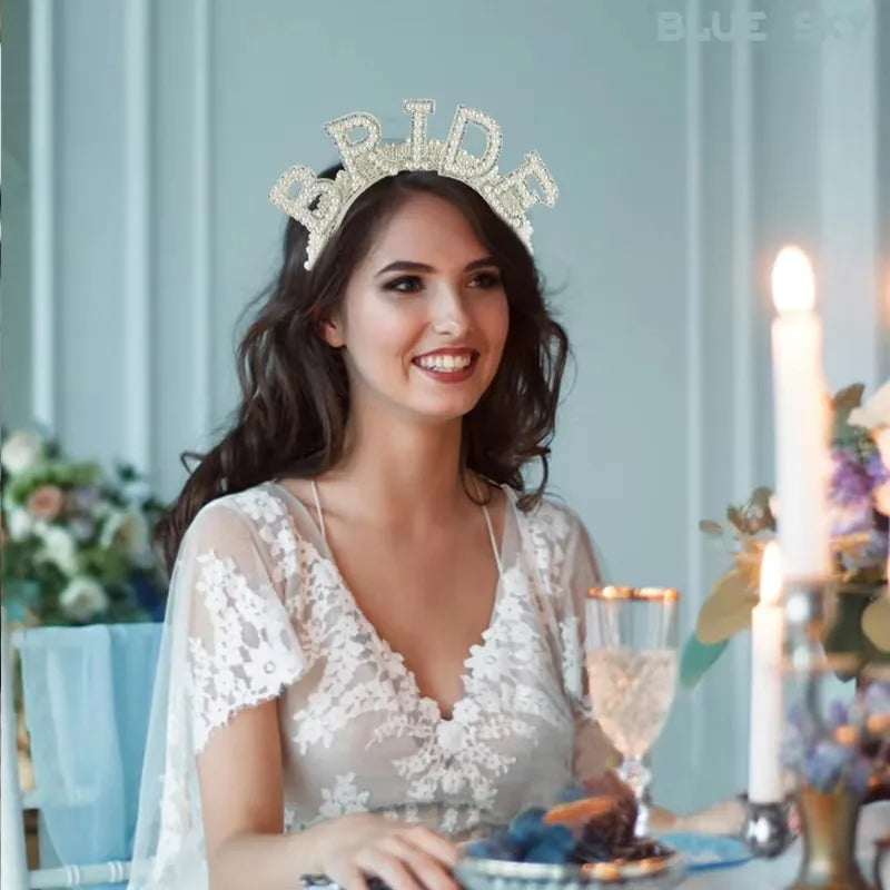 Future mariée Couronne de perles Serre-tête Enterrement de vie de jeune fille Fête de célibataire Douche nuptiale Dîner de répétition de mariage Décoration Cadeau