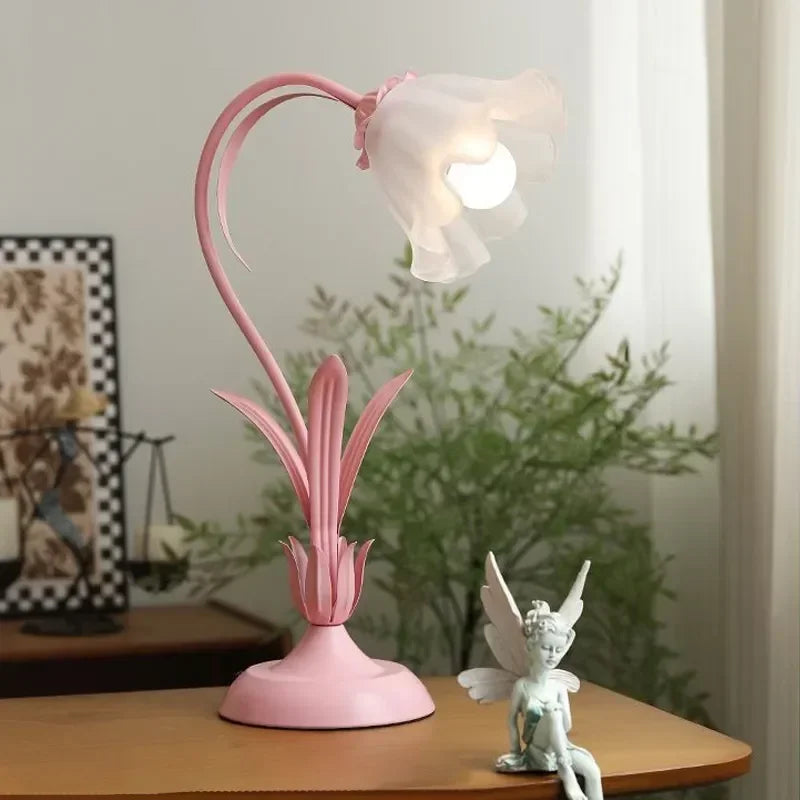 Lámpara de escritorio de flores románticas francesas, luz de mesa de noche con ambiente retro, estilo campestre pastoral crema para dormitorio