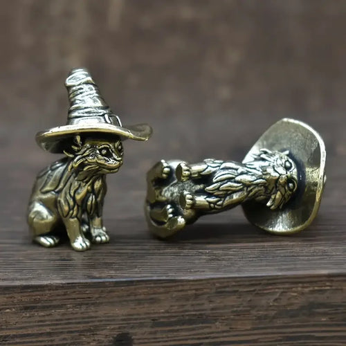 1pc Vintage Brass Witch Cat Statue, Solid Miniature Cat Sculpture, Decorative Animal Figurine, Antique Copper Tea Pet, Collectib