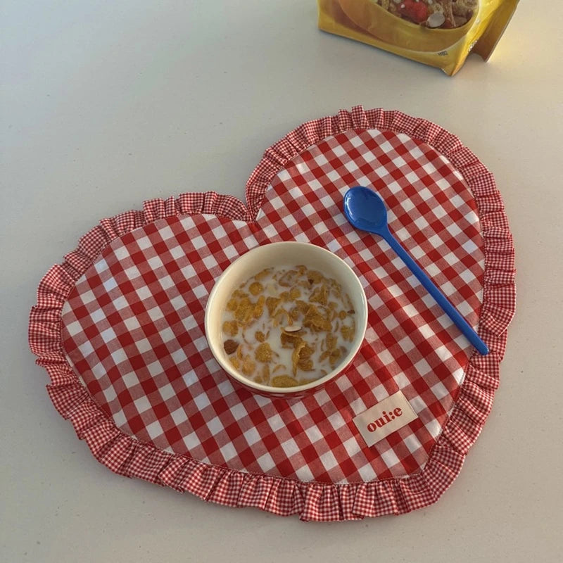 Manteles individuales para mesa de comedor coreanos a cuadros, mantel individual en forma de corazón, posavasos para vasos de agua, tapete plisado de encaje, posavasos de tela, mantel individual para comedor