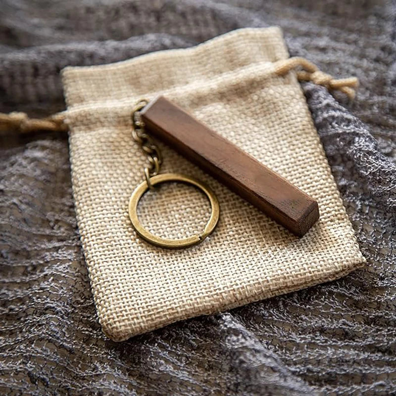 5 Pièces Porte-clés en Noyer Vierge, Porte-clés en Bois Vierge avec Bracelet en Cuir Porte-clés en Bois Inachevé pour Gravure Laser