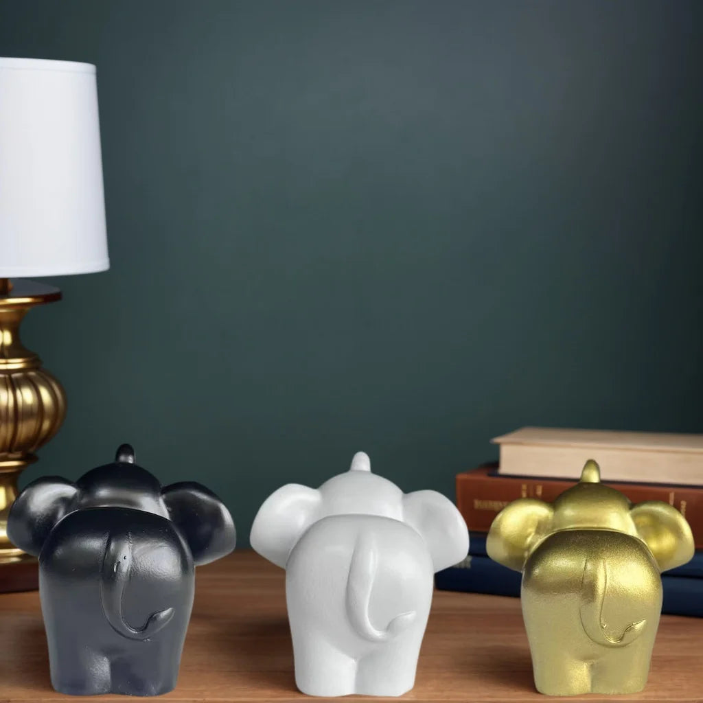 Figurine d'éléphant dorée noire et blanche de style nordique, article de décoration d'intérieur porte-bonheur, décoration élégante et exquise pour le salon et le bureau, transmettant une atmosphère chaleureuse