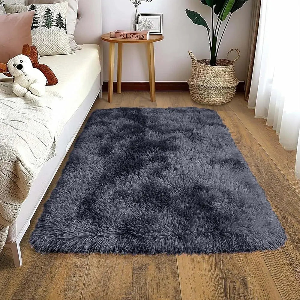 Alfombra Pequeña Negra VIKAMA - Alfombra Suave de Felpa para Dormitorio Infantil o Mesita de Noche, Alfombra de Bienvenida para Entrada Interior, Accesorio de Decoración del Hogar