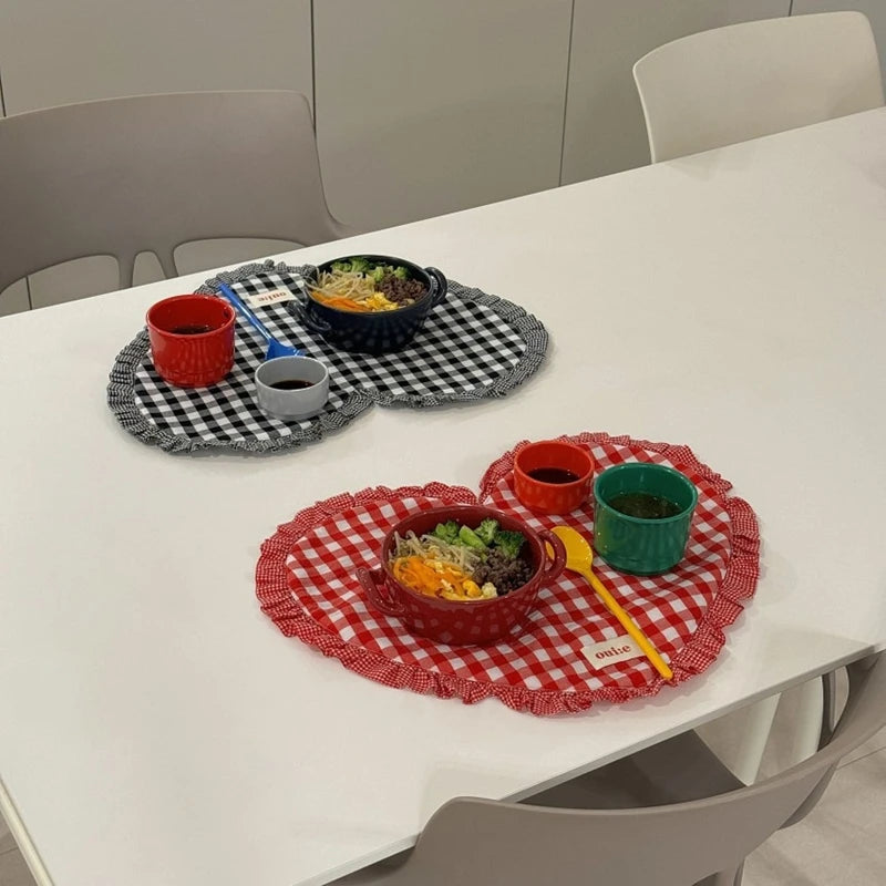 Manteles individuales para mesa de comedor coreanos a cuadros, mantel individual en forma de corazón, posavasos para vasos de agua, tapete plisado de encaje, posavasos de tela, mantel individual para comedor