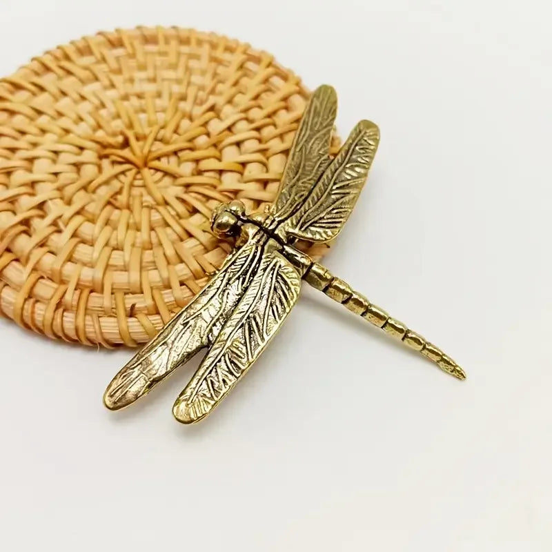Latón Mantis Grillo Abeja Libélula Insecto Pequeños Adornos Mascota de té Artesanías decorativas de mesa Adornos de animales Adornos de insectos