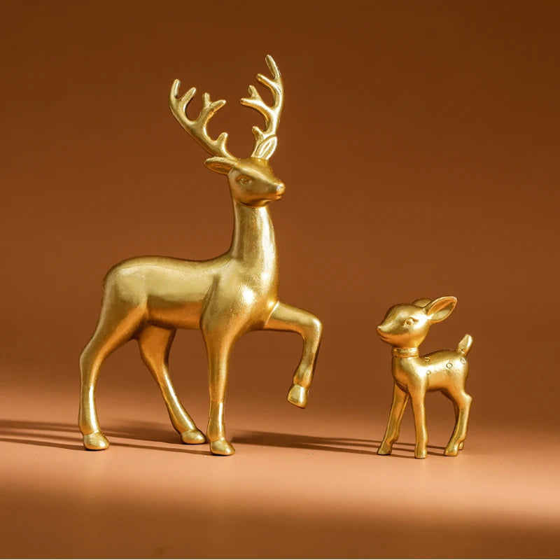 Décor de chambre Mère Biche Sculptures mignonnes pour chambre d'enfant Miniatures Kawaii Sculptures Décoration de Noël à la maison Figurines de faon