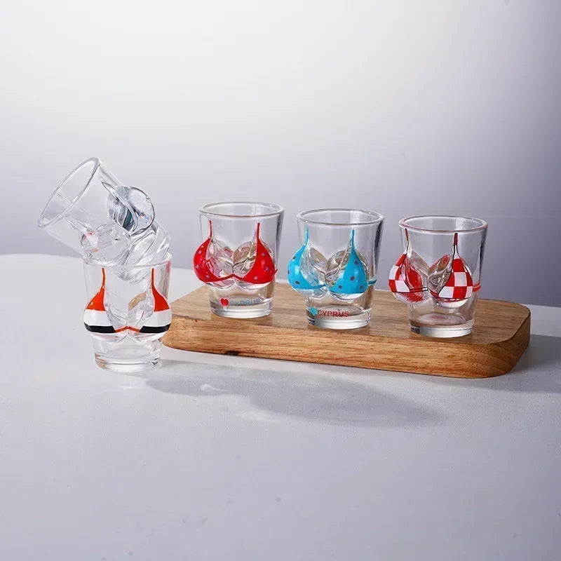 Vaso de cristal pintado a mano para mujer, copa de vino pequeña, bikini humano duradero, vaso de chupito