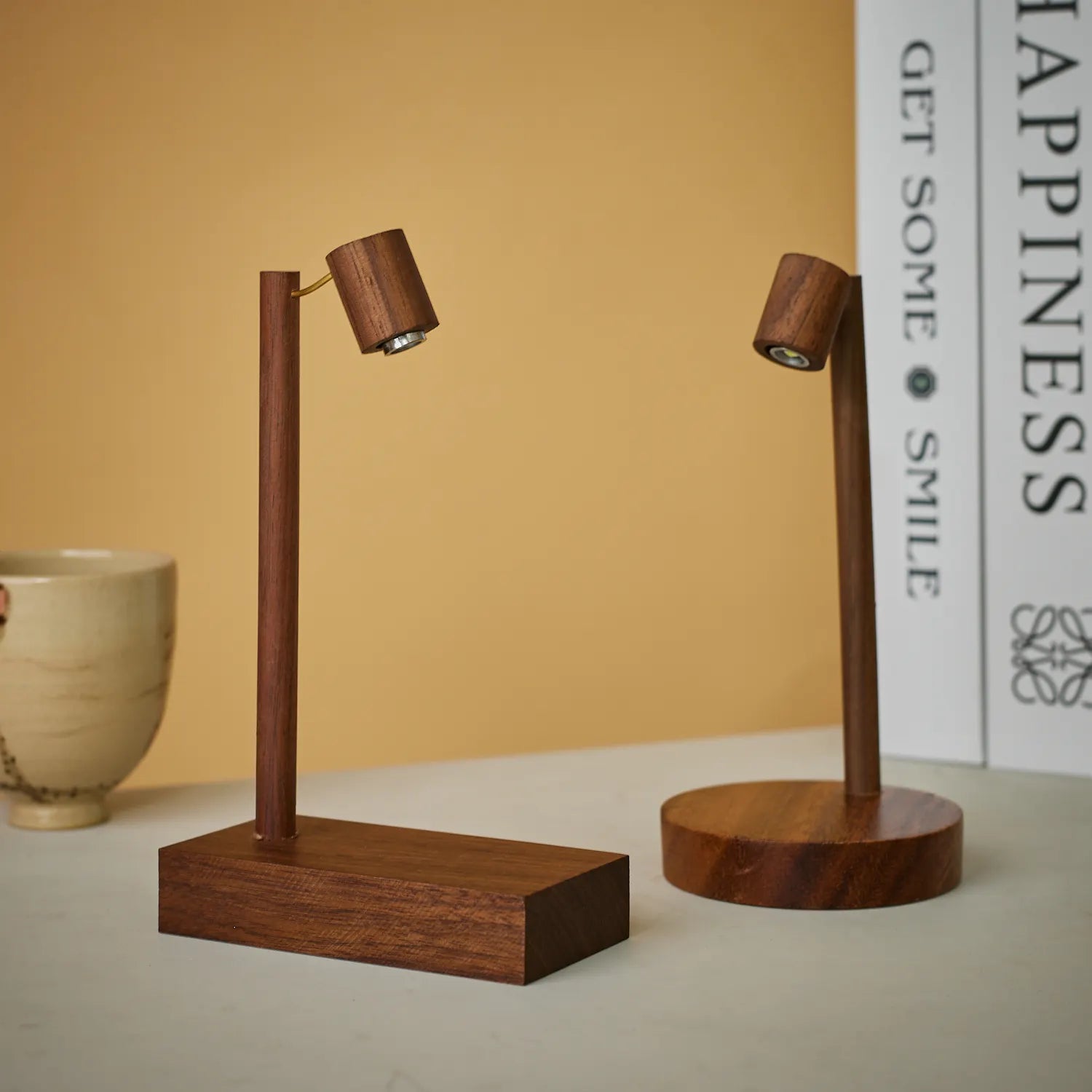 Lámpara de Mesa de Madera Retro Luz Nocturna con Interruptor Giratorio Lámpara de Noche LED de Protección Ocular Luces Decorativas de Escritorio
