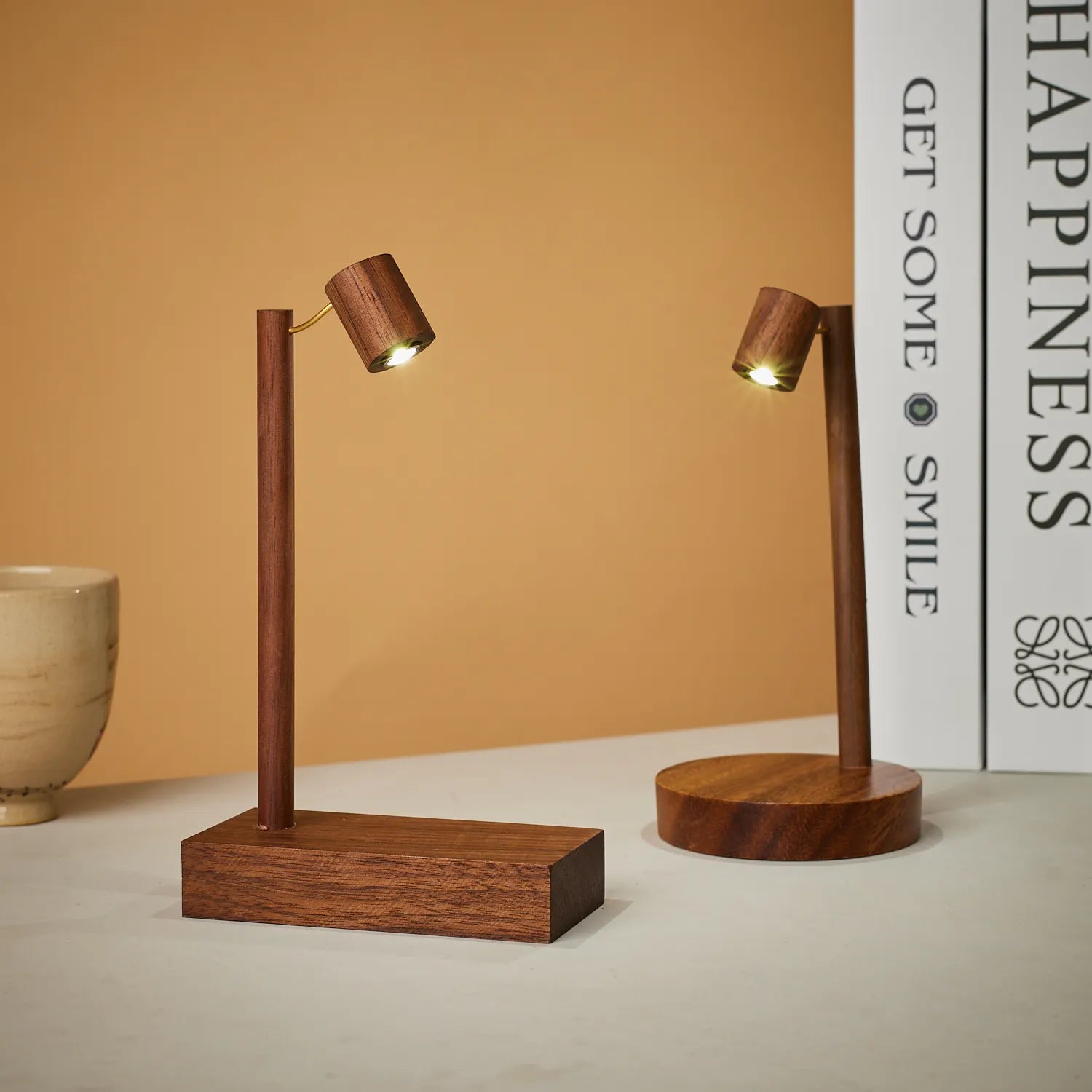 Lámpara de Mesa de Madera Retro Luz Nocturna con Interruptor Giratorio Lámpara de Noche LED de Protección Ocular Luces Decorativas de Escritorio
