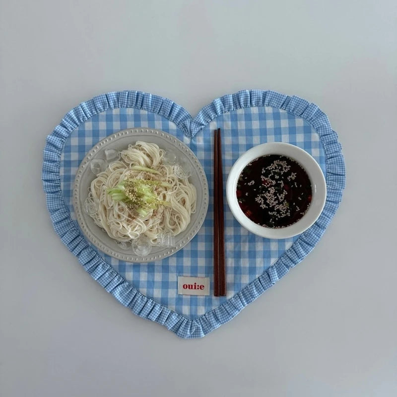 Manteles individuales para mesa de comedor coreanos a cuadros, mantel individual en forma de corazón, posavasos para vasos de agua, tapete plisado de encaje, posavasos de tela, mantel individual para comedor