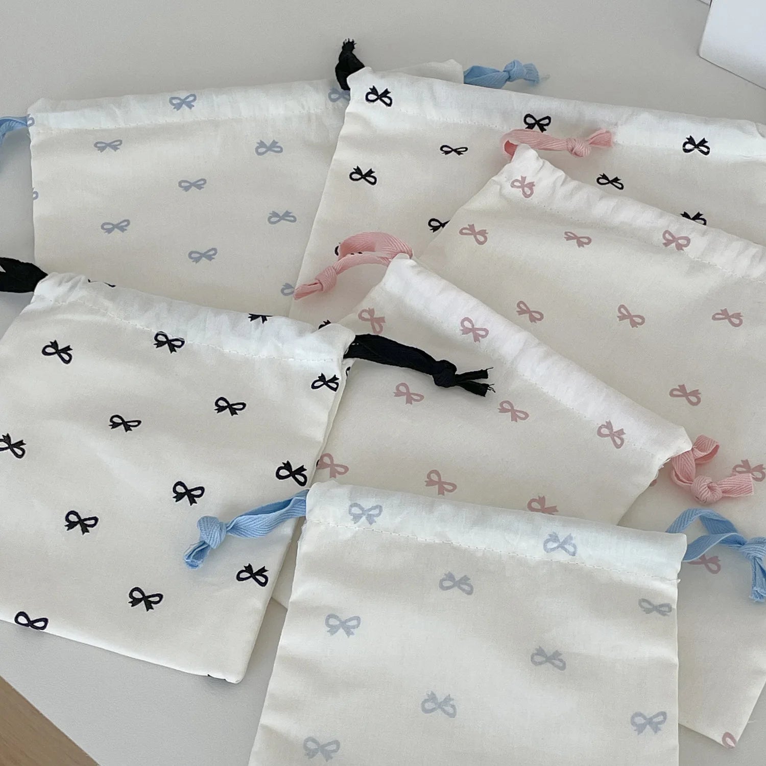Sac de rangement pour arc coréen en toile, motif Kawaii, sac à cordon, portable, pour rouge à lèvres, maquillage, voyage, organisateur d'accessoires