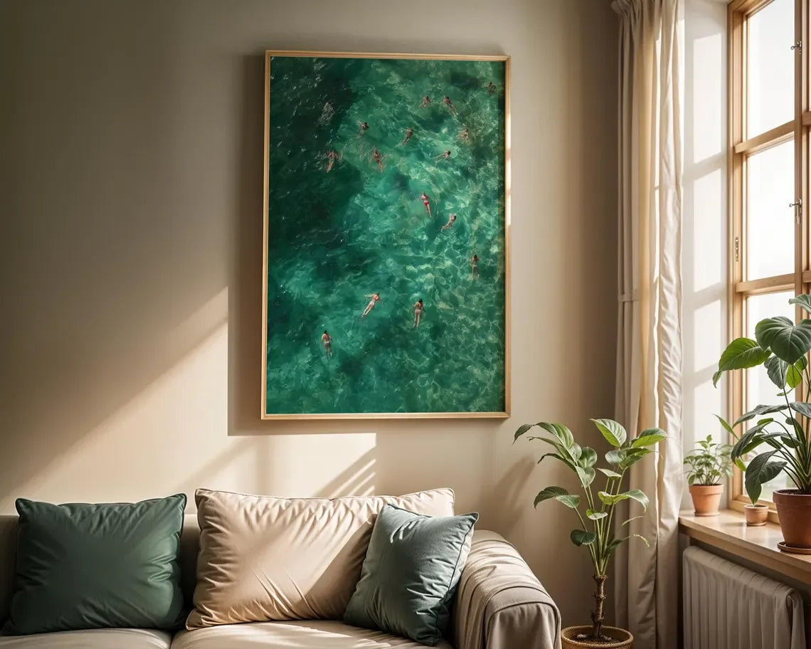 Natation dans un imprimé abstrait vert | Art mural rétro vintage | Décoration de vacances minimaliste verte | Cadeau d'art numérique | Téléchargement instantané
