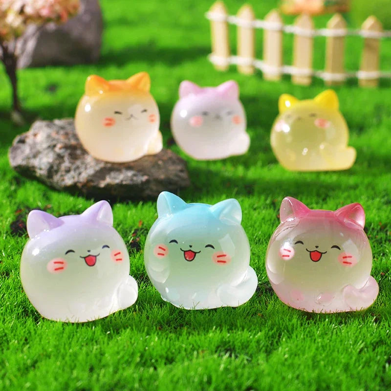 5/20 Pièces Mini Chat Lumineux Micro Paysage Ornements de Bureau Lueur Nocturne Figurines Animales Décorations Maison Voiture Accessoires de Bricolage