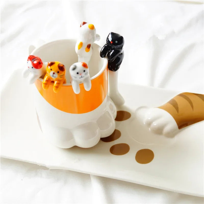 Taza de café de cerámica Ins, cuchara mezcladora para colgar, cuchara de postre para helado, cuchara colgante de gato tridimensional pintada a mano