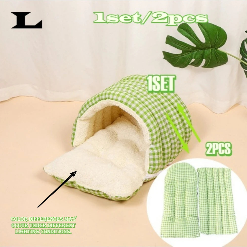 Large all-season cat house (including a warm winter bed) – with decorative panels and a fully enclosed comfortable sleeping bag.