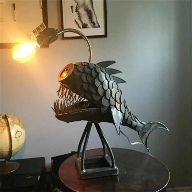 Lámpara de Mesa Retro con Forma de Pez Pescador, Luz Nocturna, Cabeza de Lámpara Flexible, Lámparas de Mesa Artísticas para Hogar, Bar, Cafetería, Adornos Decorativos de Arte para el Hogar