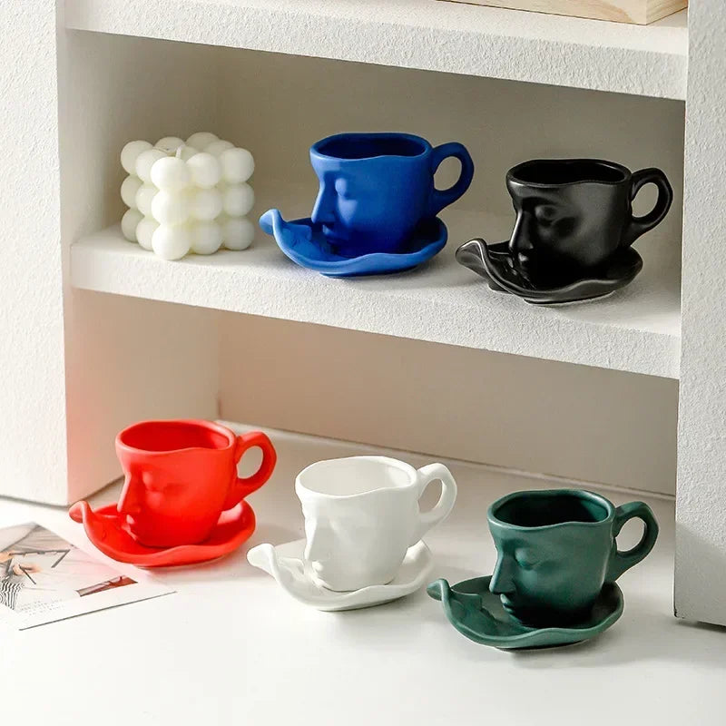 Taza de café/té italiana de cerámica creativa de 100 ml con personalidad y arte facial, regalos de San Valentín o bodas