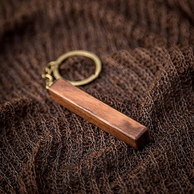 5 Pièces Porte-clés en Noyer Vierge, Porte-clés en Bois Vierge avec Bracelet en Cuir Porte-clés en Bois Inachevé pour Gravure Laser