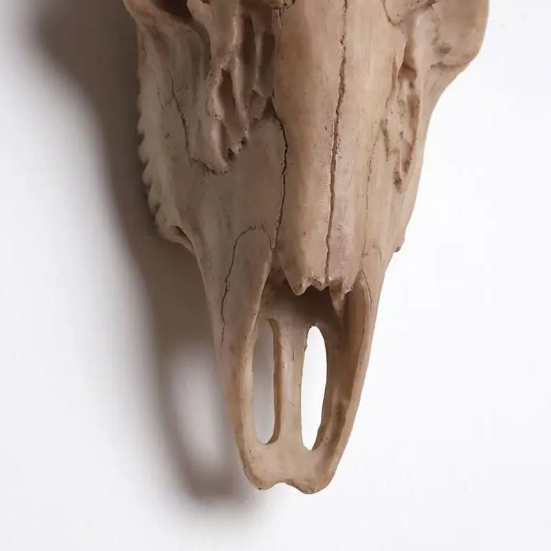 Cabeza de ciervo vintage para montar en la pared, cuernos de resina, placa, decoración rústica para casa de campo, cabaña, oficina en casa, repisa, arte, regalo único de Halloween