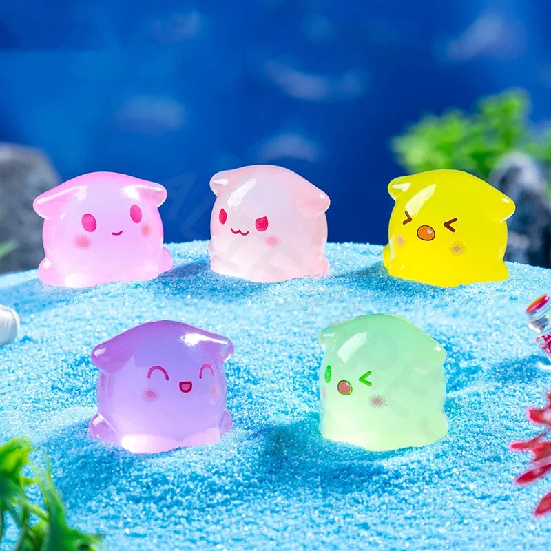 6-20 Piezas Miniaturas Figuritas Bonito Pulpo Luminoso de Dibujos Animados Adornos de Paisaje Decoraciones para el Hogar Accesorios de Decoración de Habitaciones Regalos