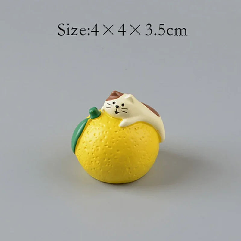 ZAKKA Lindas figuras de gato bebiendo Shiba Inu, modelo de resina, árbol de pomelo, jardín de hadas, decoración de escritorio, regalos