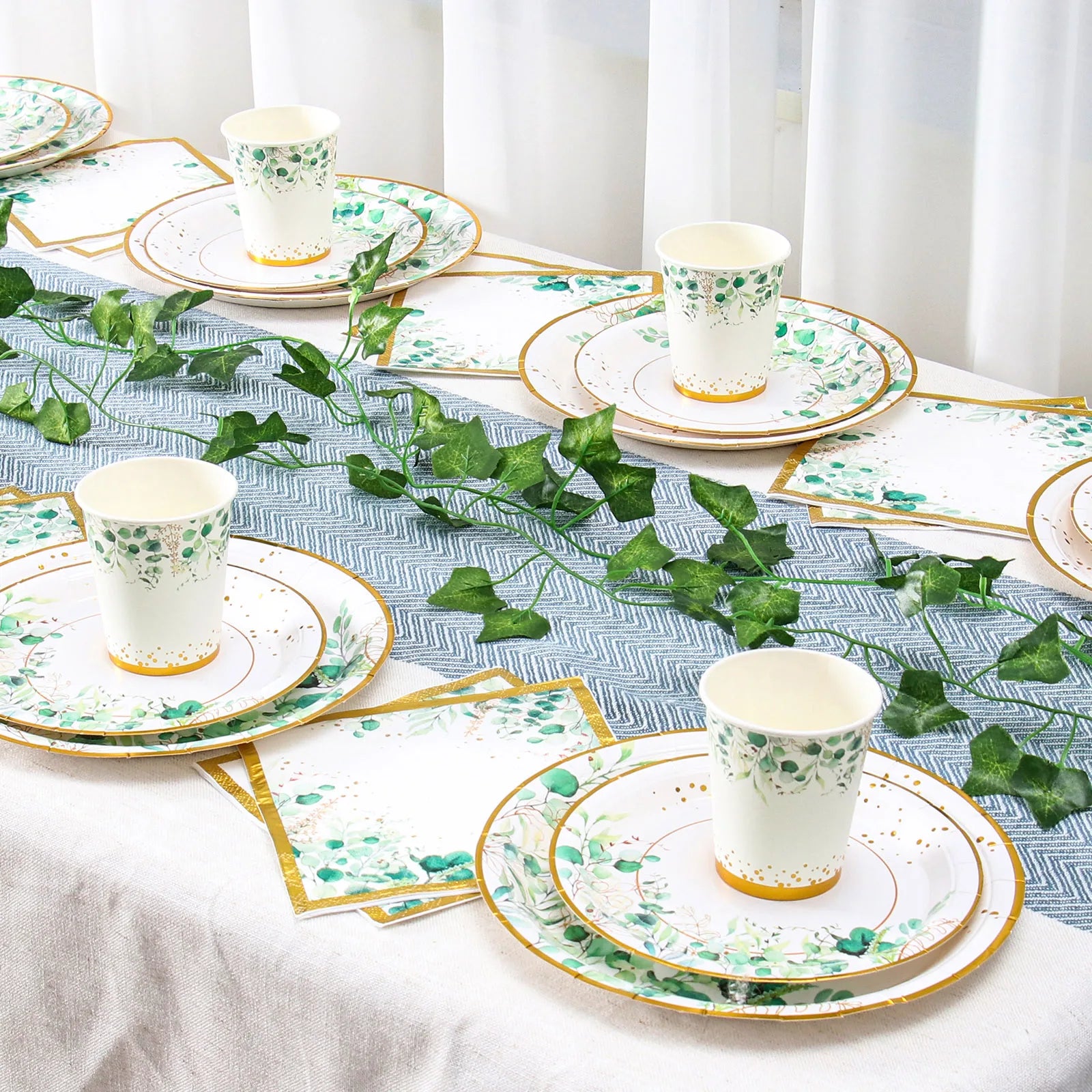 Vaisselle jetable Feuilles Vert Sauge Assiette en papier à bord doré Tasses Serviettes Décoration de mariage Anniversaire Fête Hawaïenne