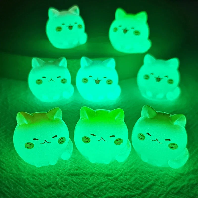 5/20 Pièces Mini Chat Lumineux Micro Paysage Ornements de Bureau Lueur Nocturne Figurines Animales Décorations Maison Voiture Accessoires de Bricolage