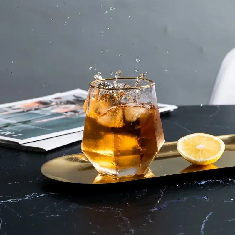 Vaso de whisky transparente hexagonal doméstico de cristal con borde dorado estilo europeo, vaso de vino extranjero hexagonal