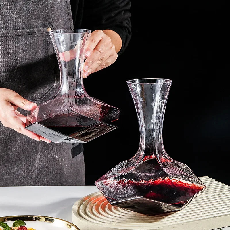 Decantador de vino irregular Creatividad Decantador dispensador de 1450 ml Decantador de vidrio de cristal Aireador de vino Jarra de espejo Regalo Bar Decoración Cristalería artística