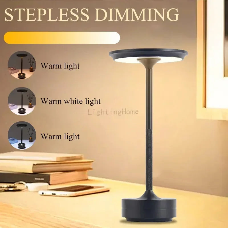 Lampe de table tactile LED en métal Lampe de chevet portable sans fil Lampe LED nordique rechargeable Décoration de table basse
