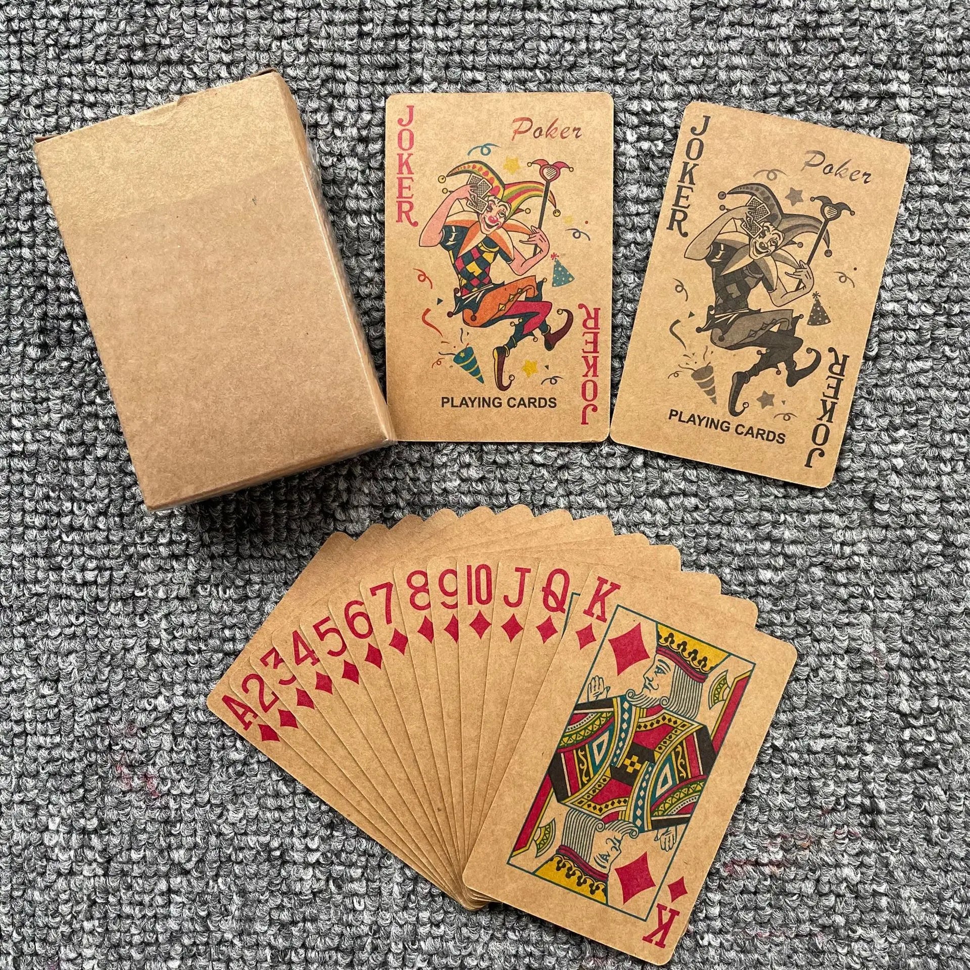 Cartes à jouer en papier kraft Cartes à jouer emballées dans une boîte en papier 57x87mm