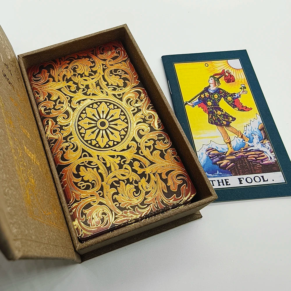 Nouvelle Arrivée Superbe Jeu de Cartes en Plastique Tarot Vintage 3D Luxe Cartes de Divination Imperméables Glaçées avec Effet Pailleté