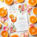 Invitación a despedida de soltera "Amor al primer sorbo", Invitación a despedida de soltera Aperol Spritz, Brunch nupcial cítrico, Despedida de soltera con flores brillantes naranjas